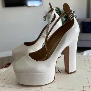 Schutz platform shoes sz 5.5
